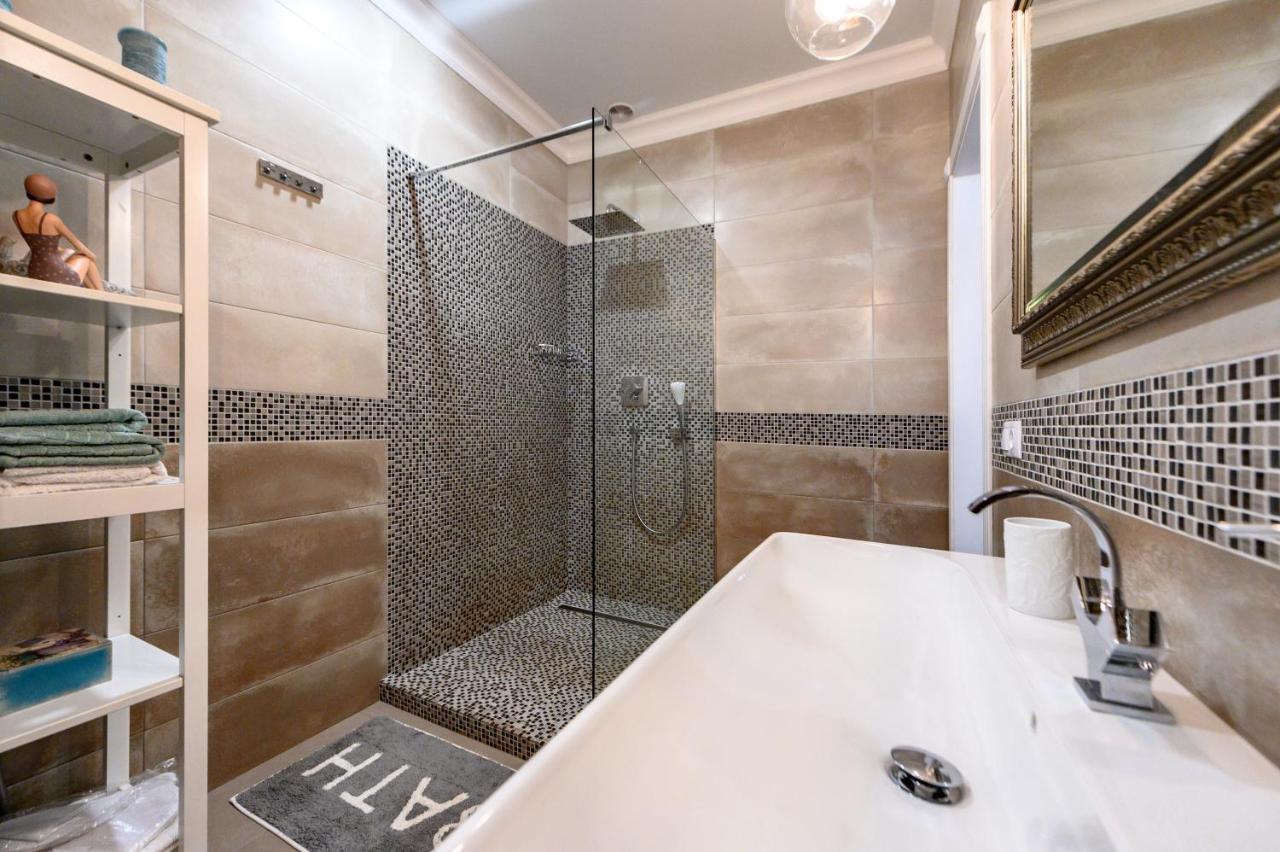 Arkadia Plaza Design Apartment 오데사 외부 사진